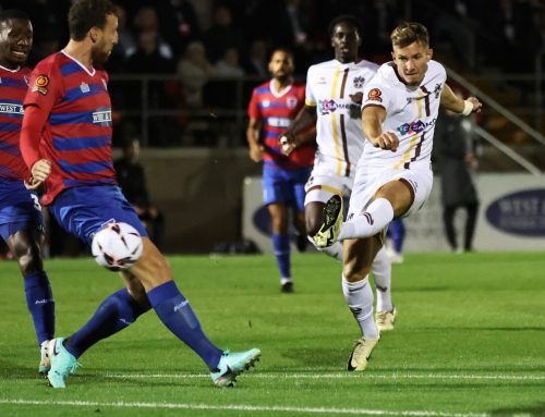 Dagenham & Redbridge 3 Sutton United 0